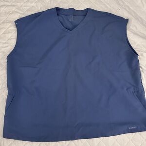 Jaanuu ceil blue scrub top